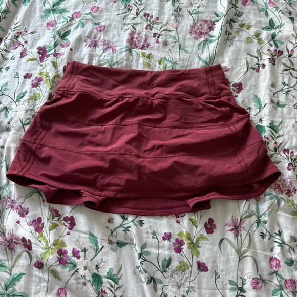 Maroon Lululemon Pace Rival - Picture 1 of 3